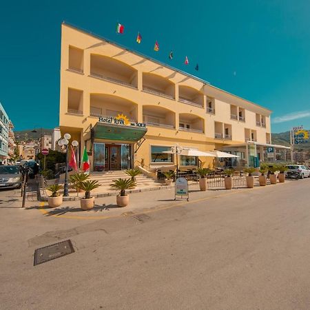 Hotel Riva Del Sole Чефалу Екстериор снимка