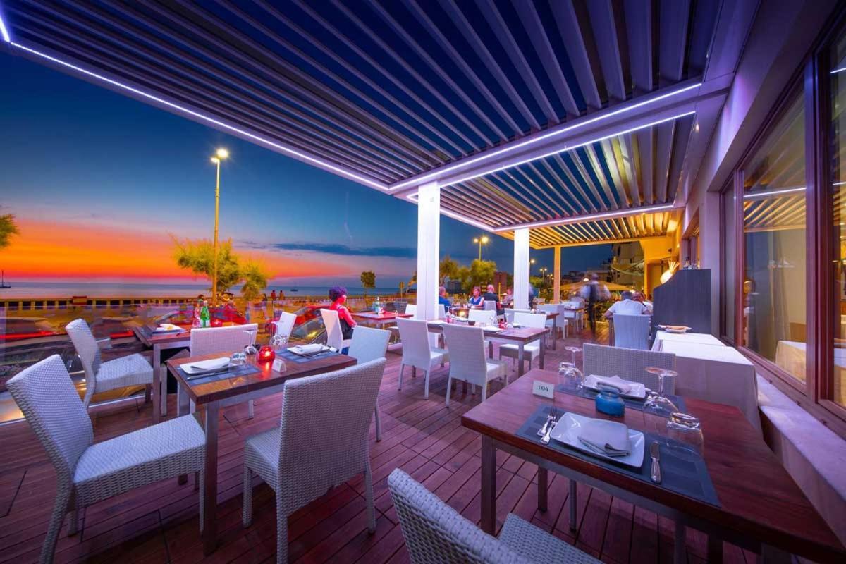 Hotel Riva Del Sole Чефалу Екстериор снимка