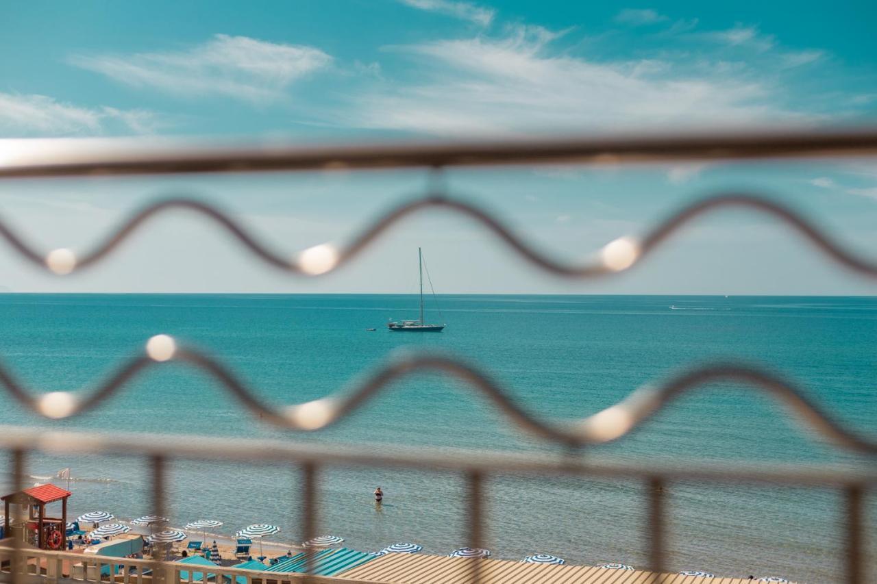 Hotel Riva Del Sole Чефалу Екстериор снимка