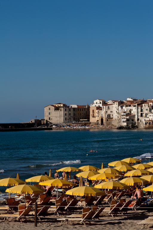 Hotel Riva Del Sole Чефалу Екстериор снимка